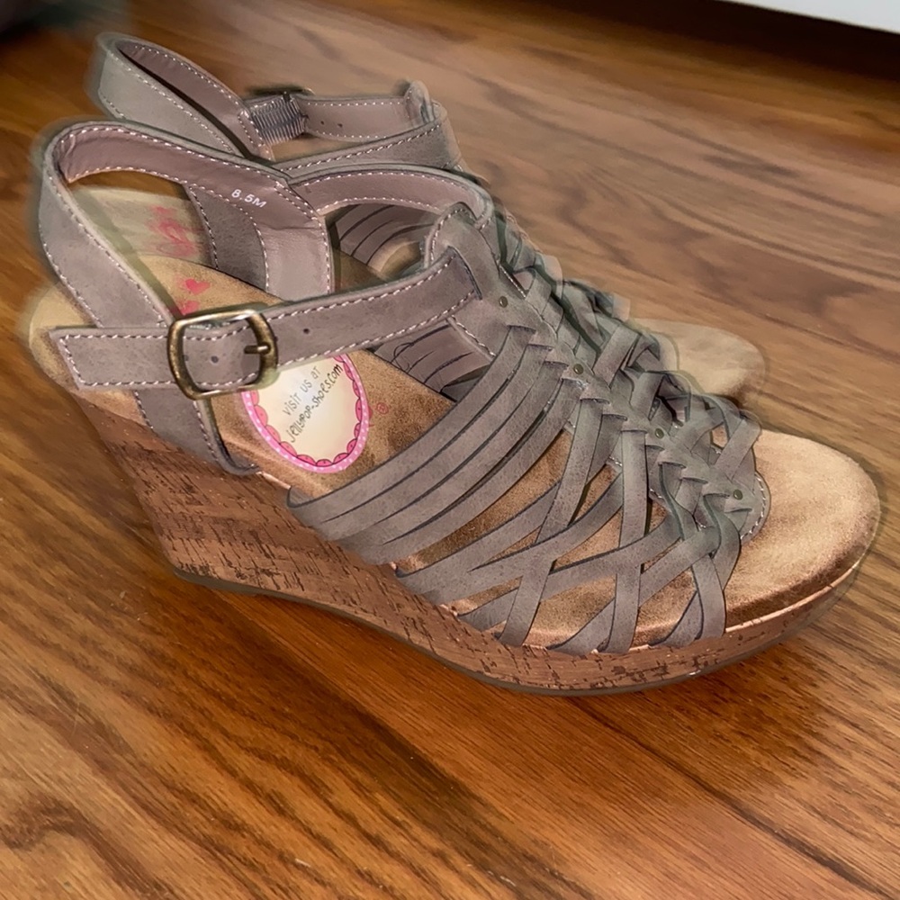 Jelly pop memory foam wedge heels!